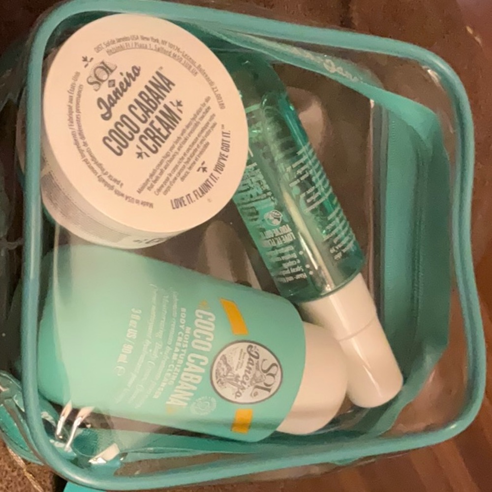 New Sol de Janeiro Coco cabana Set.. Discontinued.